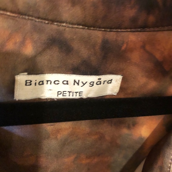 Top - Picture 2 of 2